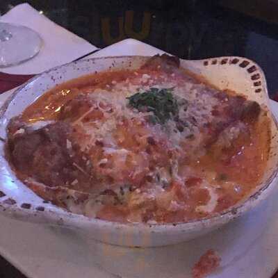 Tomatoes Italian Bar & Grille