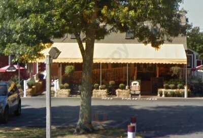 Lambert's Farm Market, Sandwich