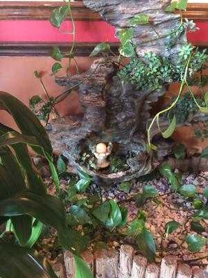 Pho & Banh Mi Saigonese