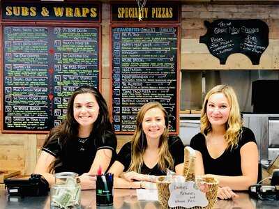 Sandwich Pizza House