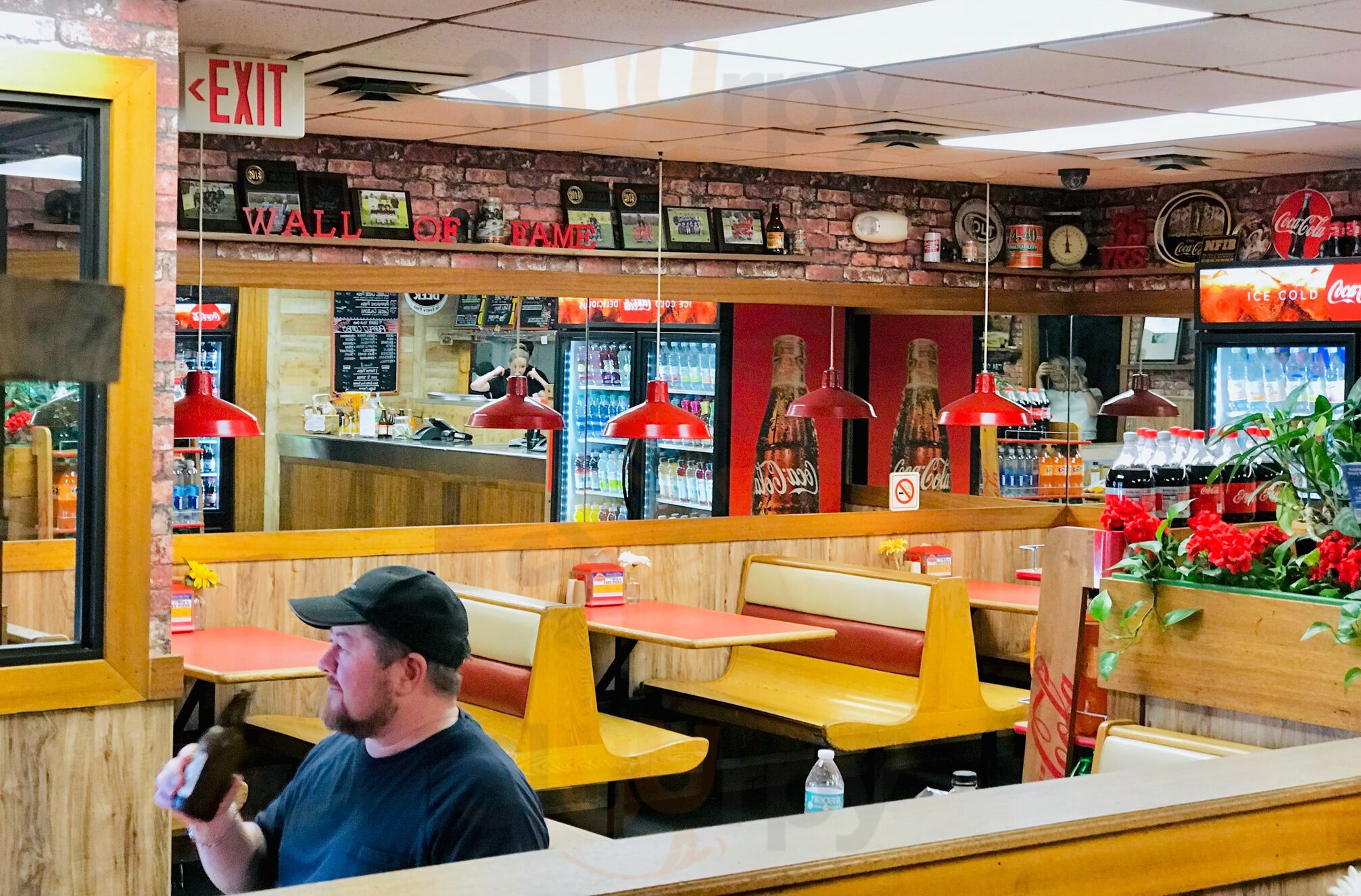 Sandwich Pizza House