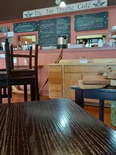 The Tin Thistle Cafe