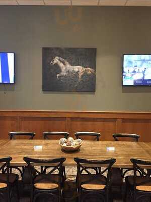 Knighthawk Burger Bistro