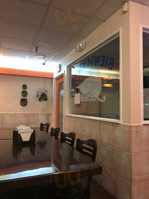 Papuseria La Familia