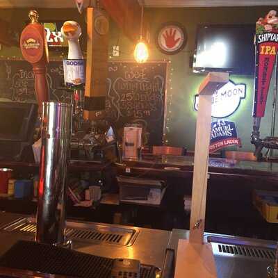 Brewmasters Neighborhood Tavern