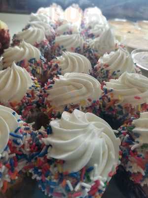 J & B Prestano Bakery