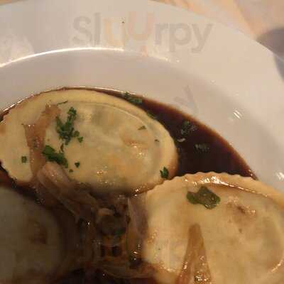 Cliffside Waterfront Restaurant And Fairway Bar