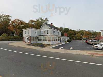 Custom Cafe And Deli