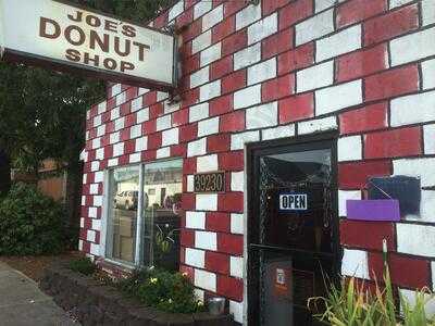 Joe's Donut Shop