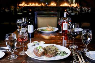 Lone Wolf Restaurant And Lounge