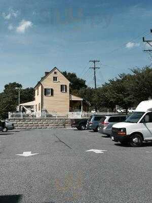 Sisters Sandwiches And Such