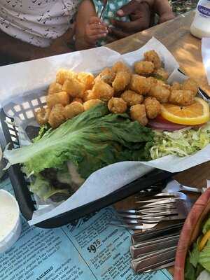 Bridgetender Tavern And Grill