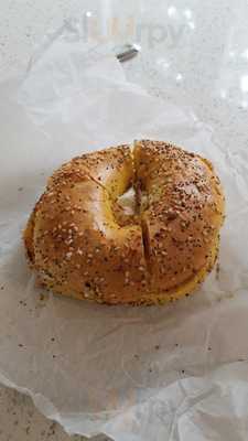 Freshy Fresh Bagels