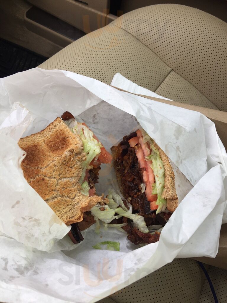 Wunderbar Deli