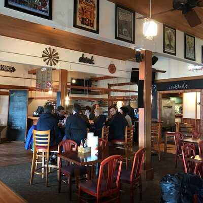 Moe's Original Bar B Que