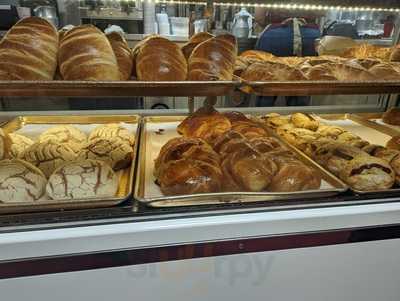 Rico Pan Bakery Store