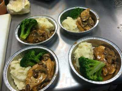 Tony & Vinnies Italian Bakery & Deli