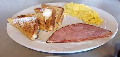 Stephanies International Cafe