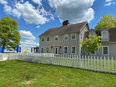 Georgetown Tavern On The Hill