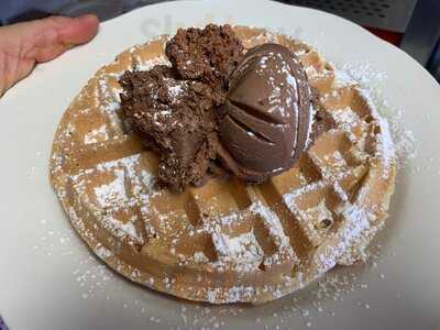 The Sunryser Restaurant & Deli