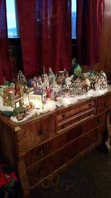 Joe's Main Street Steakhouse