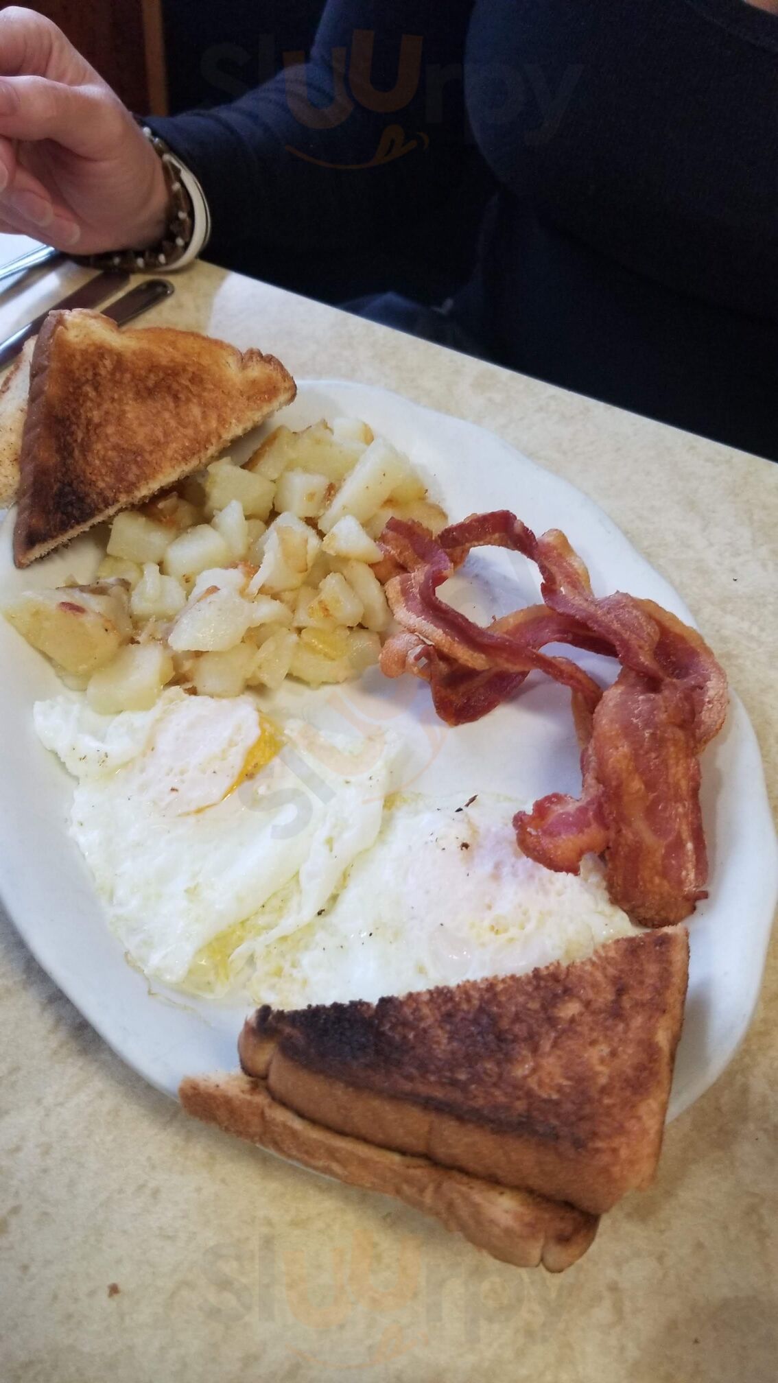 The Lighthouse Family Restaurant