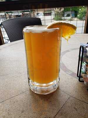 Cambria Mimosas