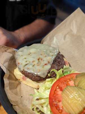 Black Mtn Burger Co.