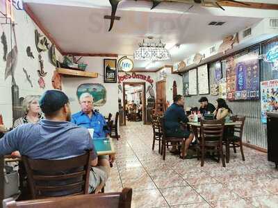 Joe's Oyster Bar