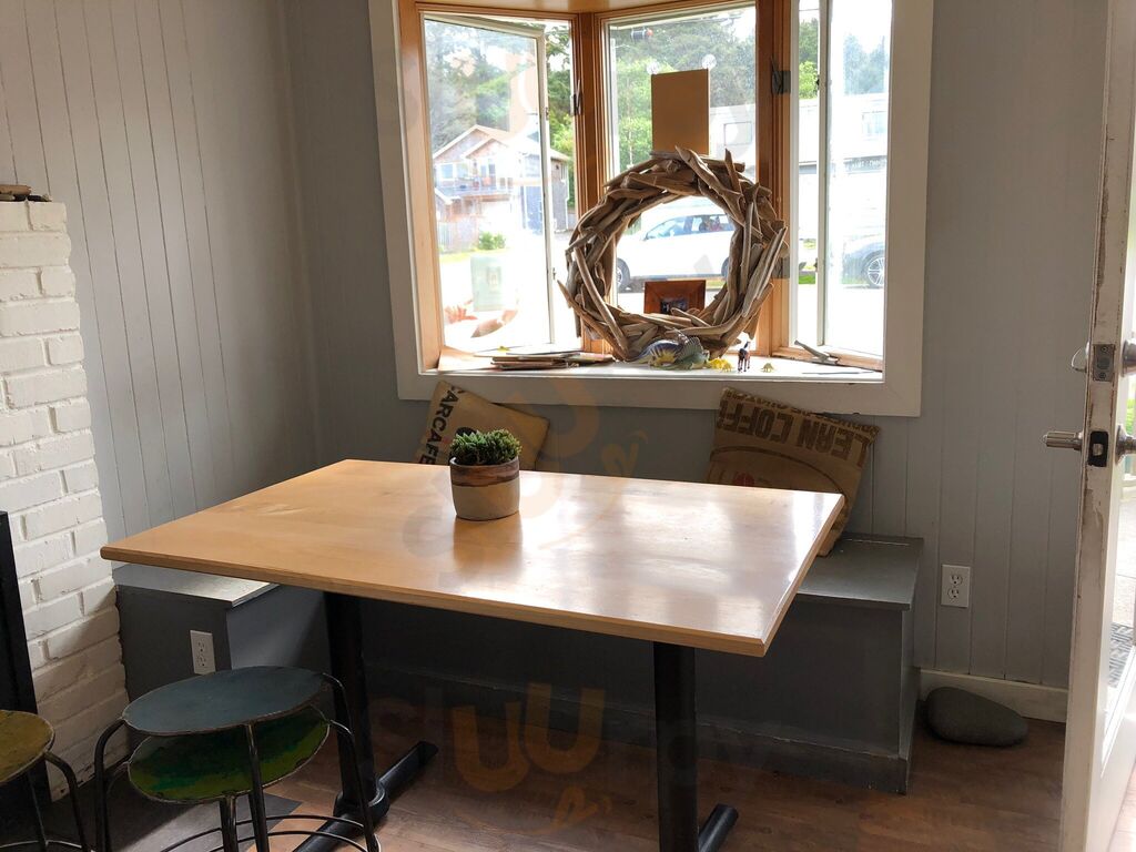 Sea Level Bakery + Coffee