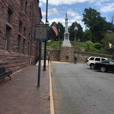 Molly Maguires Pub & Steakhouse