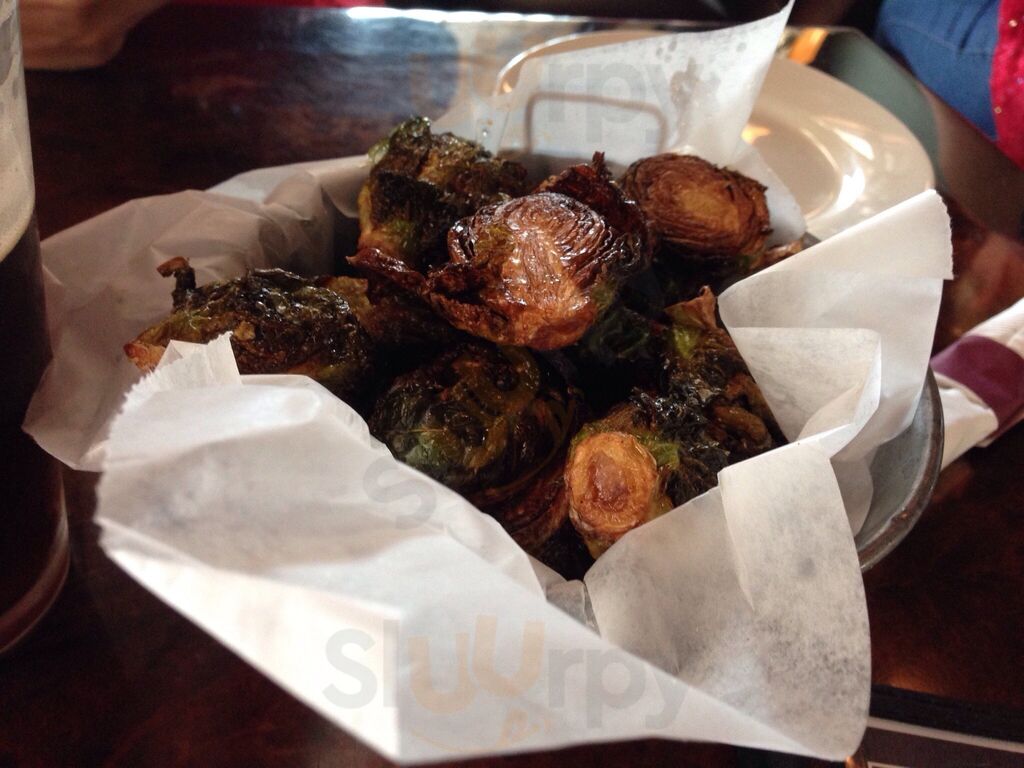 The Crossings Restaurant And Brew Pub