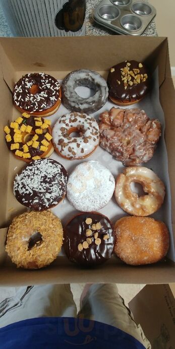 Glenn Wayne Bakery Outlet