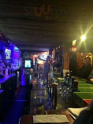 Cj's And Brittany's Sports Bar & Restaurant