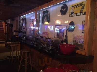 Cj's And Brittany's Sports Bar & Restaurant