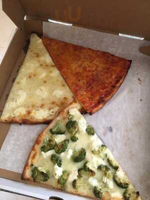 Bella Pizza Deli Gourmet