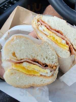 Bohemia's Little Bagel Shop