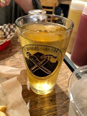 Cannon Beach Hardware & Public House