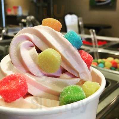 Yophoric- Frozen Yogurt