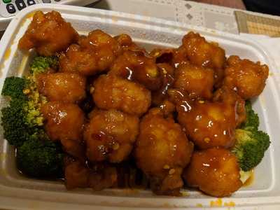 Golden Dragon Kitchen