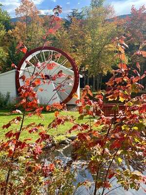 The Profile Room At The Indian Head Resort