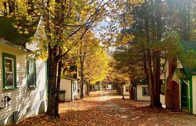 The Profile Room At The Indian Head Resort