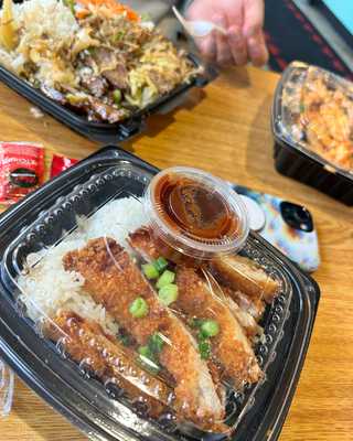 Ekahi Grill To Go - Avon