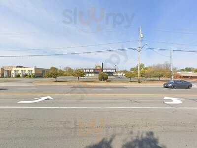 Mckenzie's Irish Pub