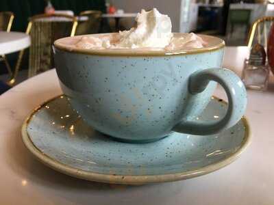 The Clover And The Bee