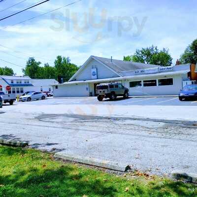 Wagon Wheel Bar And Restaurant