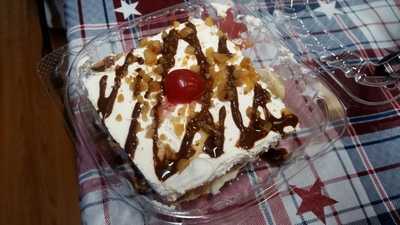 Rose's Deli And More