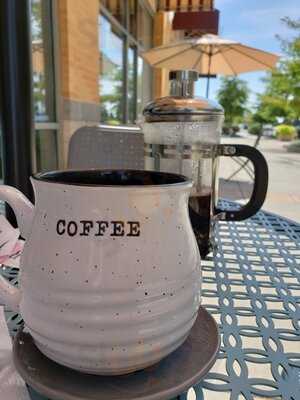 Dunbri’s Dessert Cafe