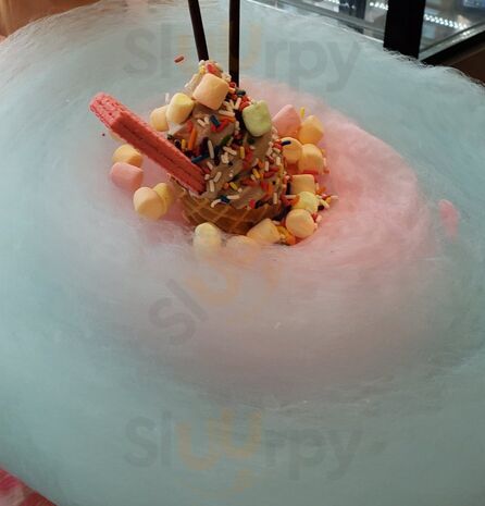 Dunbri’s Dessert Cafe