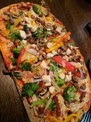 Annabelles Pub And Paint